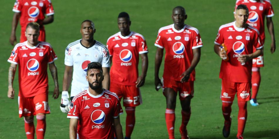 América