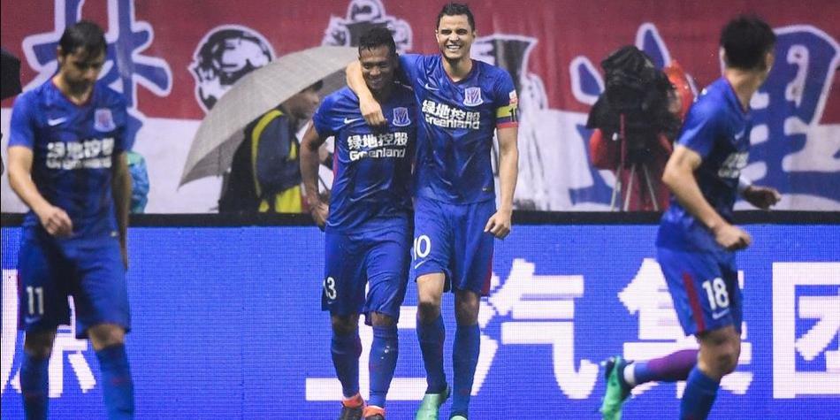 Fredy Guarín y Giovanni Moreno