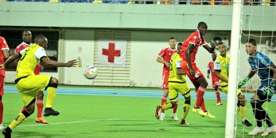 América de Cali pelota quieta