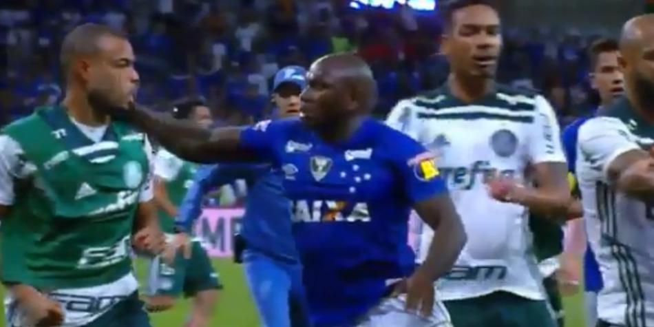Palmeiras pelea