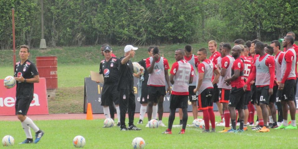 Entrenamiento del conjunto escarlata, de cara al encuentro frente al Huila.