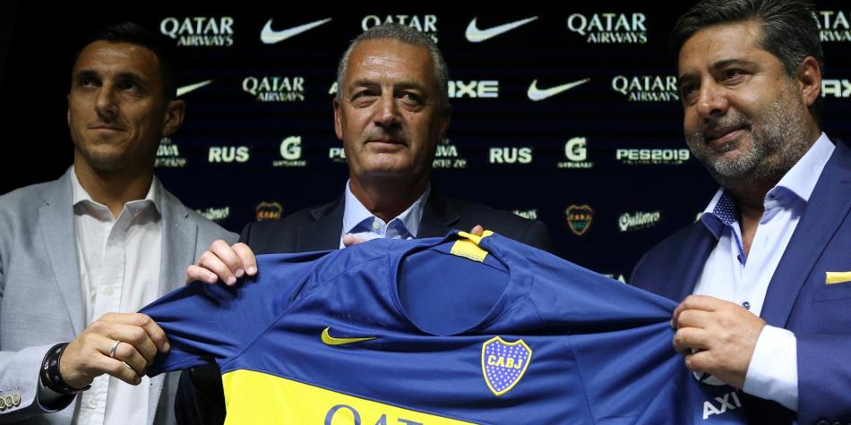 Gustavo Alfaro presentado en Boca Juniors