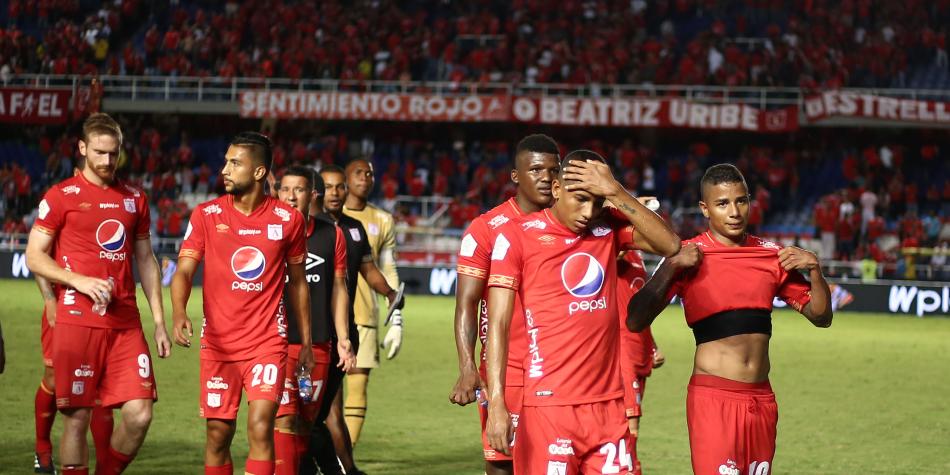 América