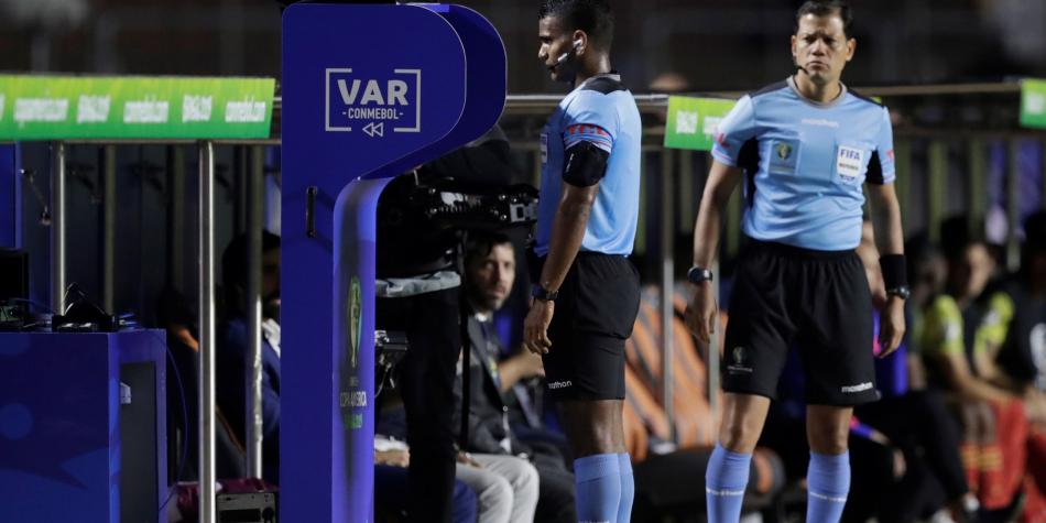 VAR