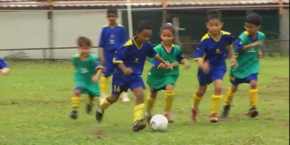 Fútbol infantil