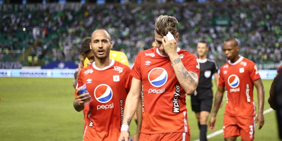 América