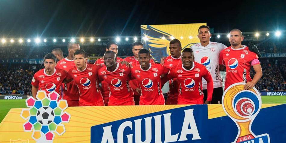 América