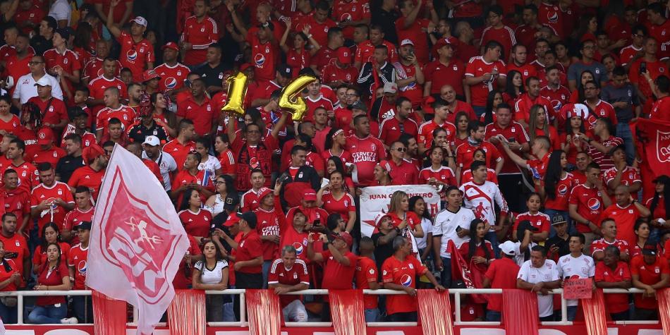 América
