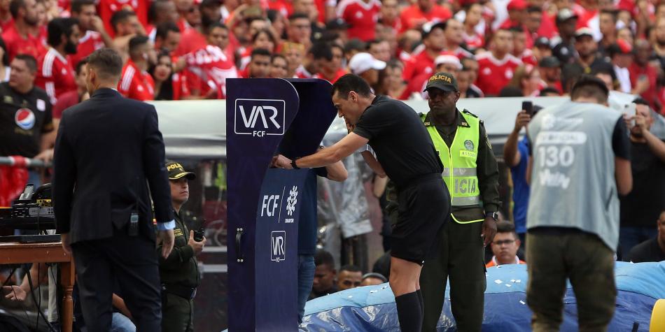 VAR