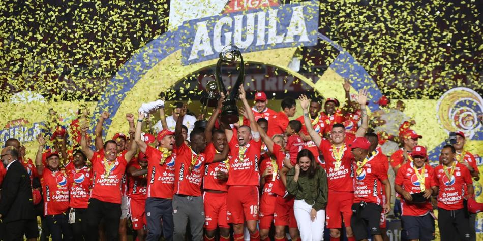 América