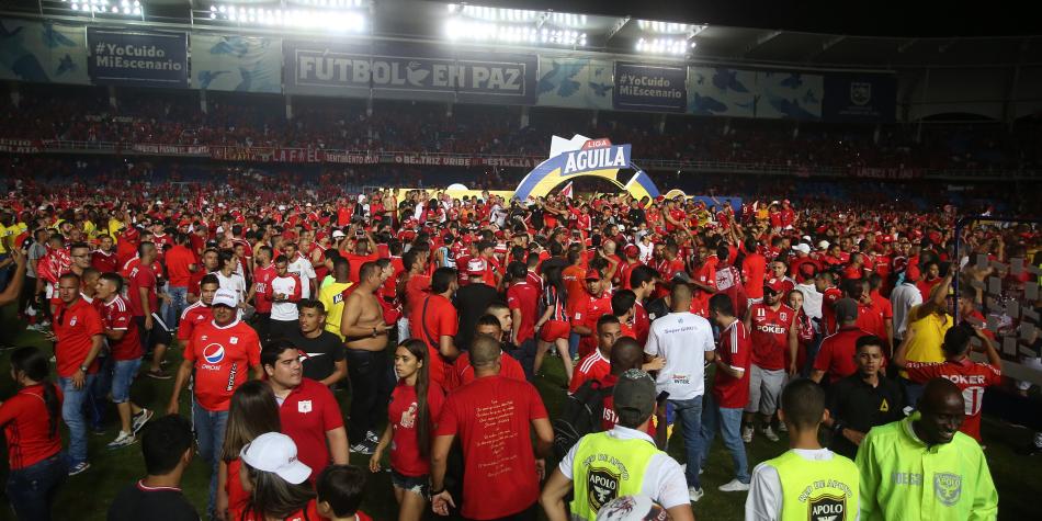 Hinchas de América