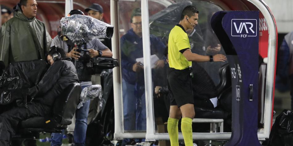VAR