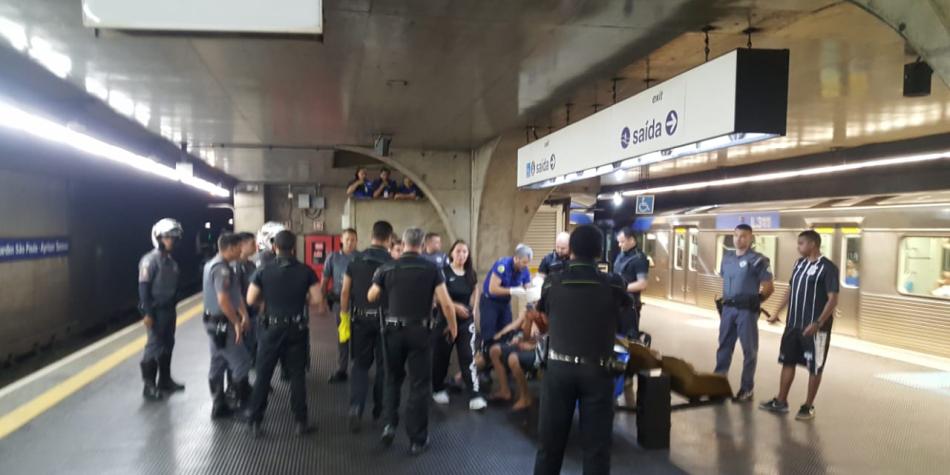 Pelea de hinchas en Brasil