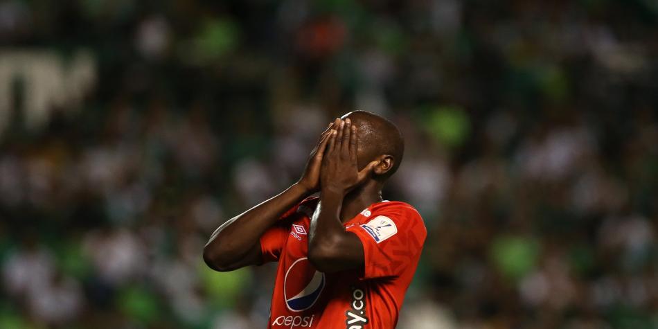 América