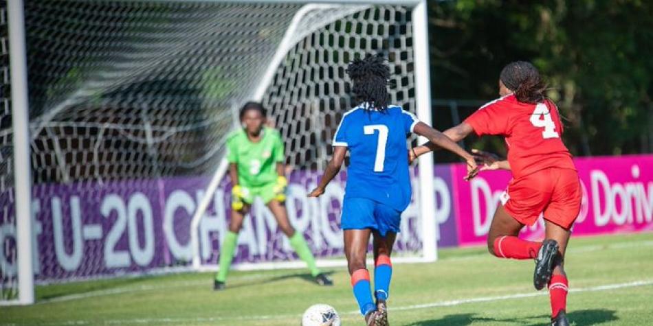 Fútbol femenino Haití