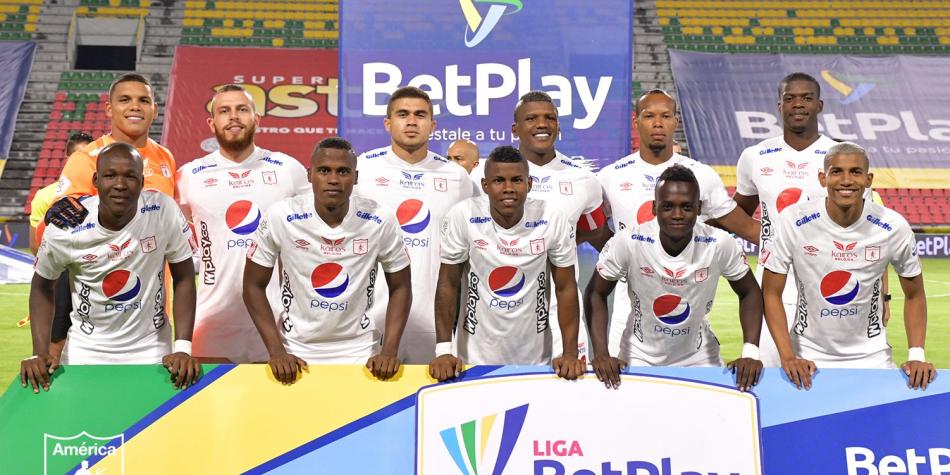 América