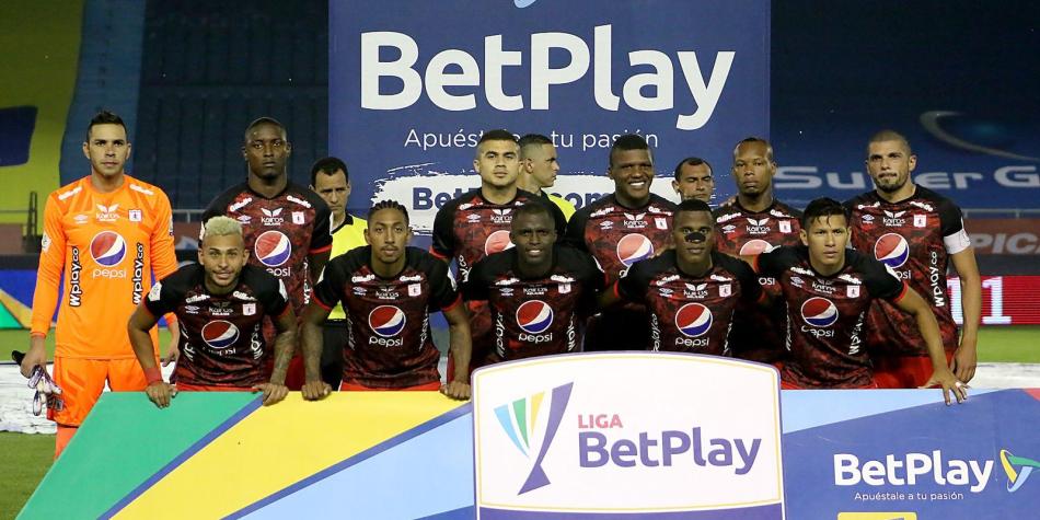 América