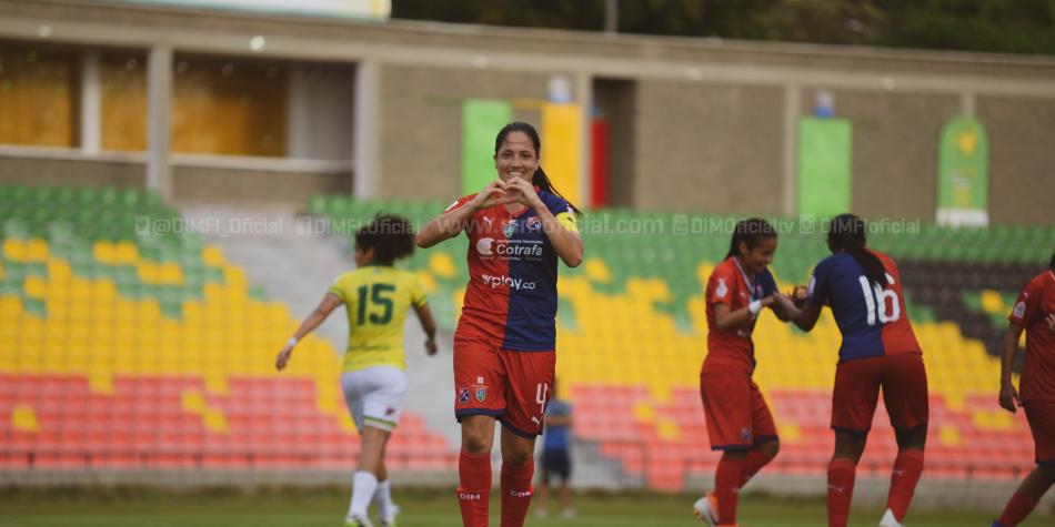 DIM femenino