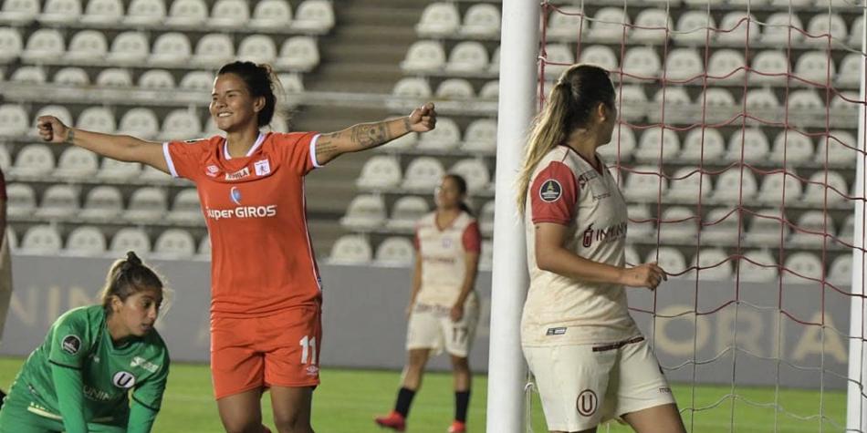 América femenino