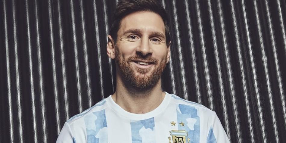 Lionel Messi presentó la nueva camiseta de la Selección Argentina  albiceleste camuflado, Selecciones Nacionales