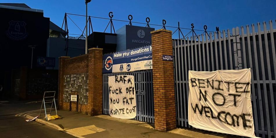 Protestas contra Rafa Benítez