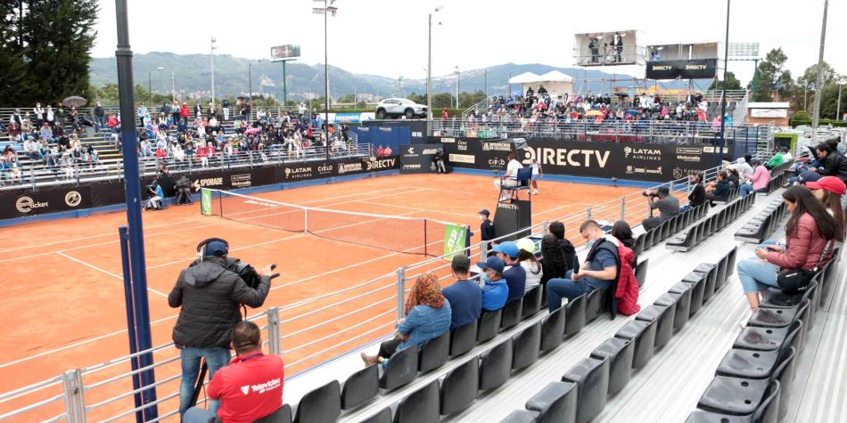 Tenis