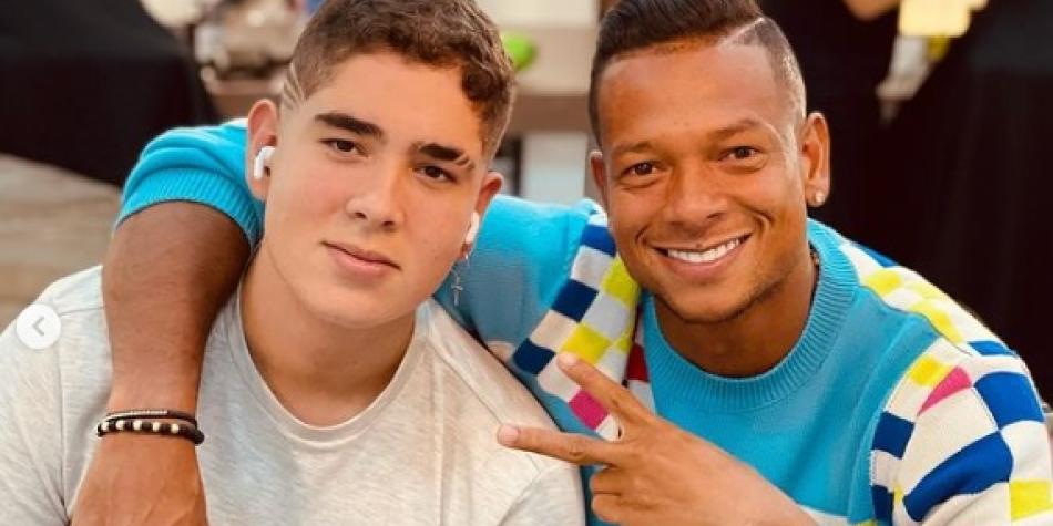 Fredy Guarín y su hijo