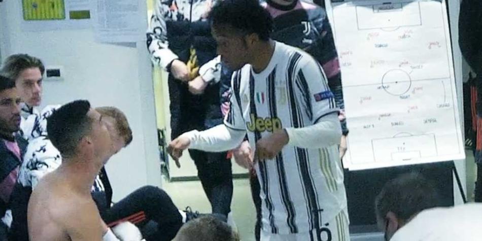 Cristiano Ronaldo discute con Juan Guillermo Cuadrado