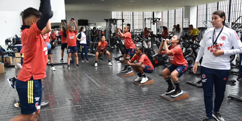 La selección sub-17 trabajará - Futbol Femenino en Uruguay