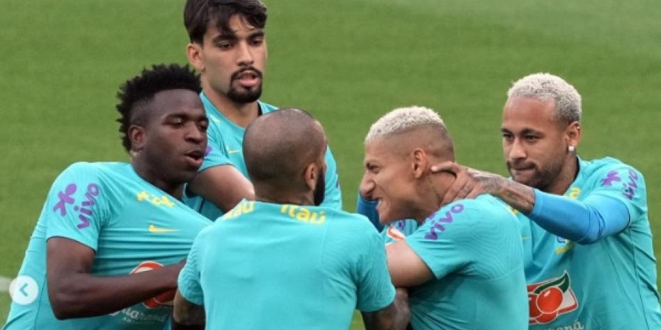 Richarlison, Neymar y Vinicius Junior