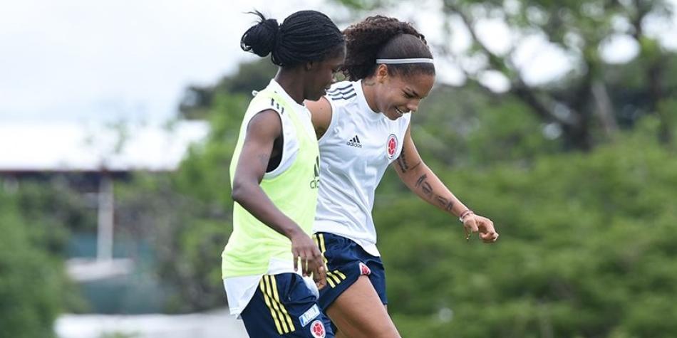 Linda Caicedo y Yisela Robledo