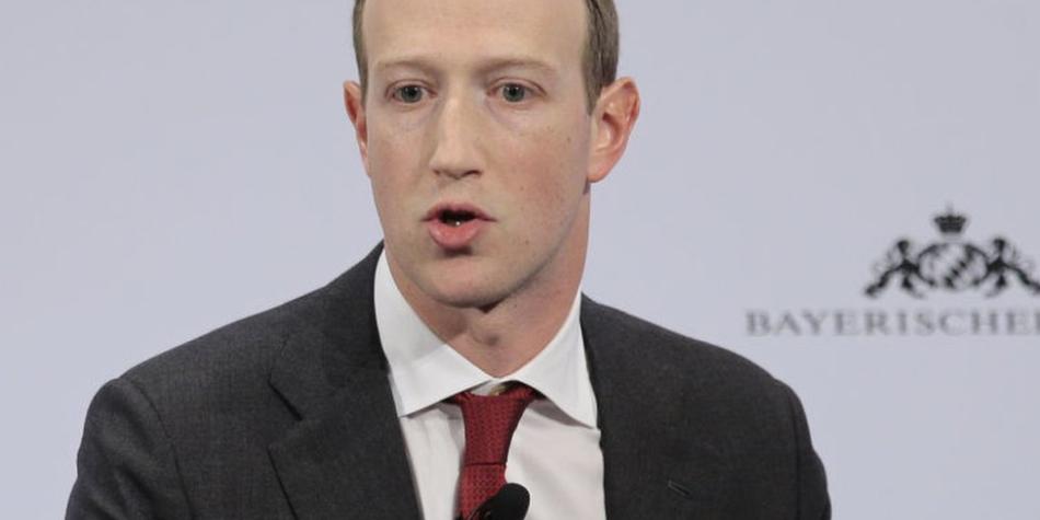 BBC Mundo: Mark Zuckerberg en una conferencia