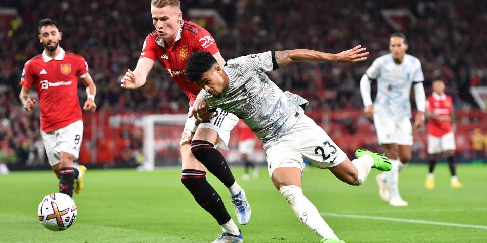 Luis Díaz contra Manchester United