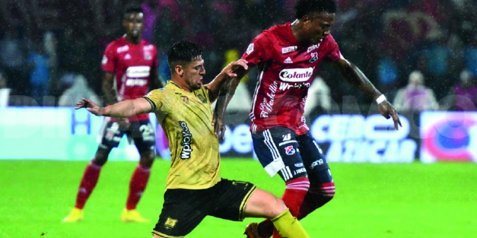 DIM vs Águilas Doradas
