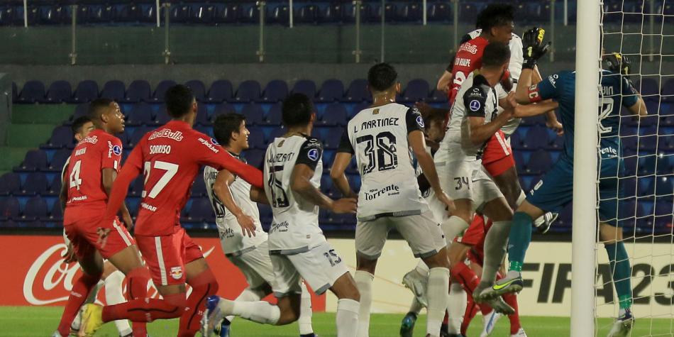 Tacuary vs Bragantino