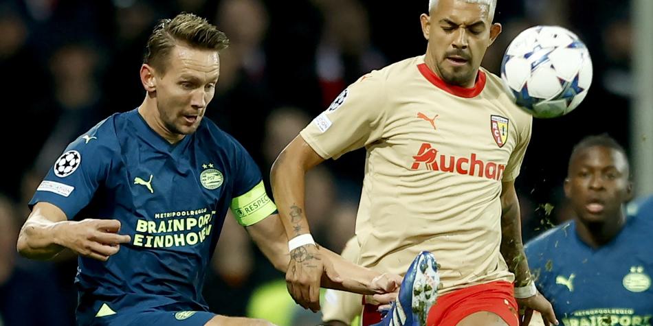 Lens vs PSV Eindhoven