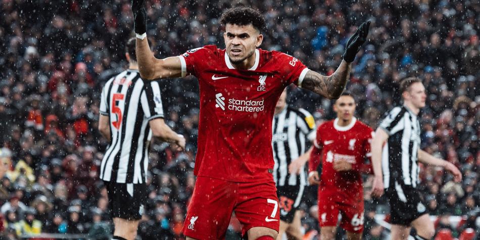 Luis Díaz en Liverpool vs Newcastle