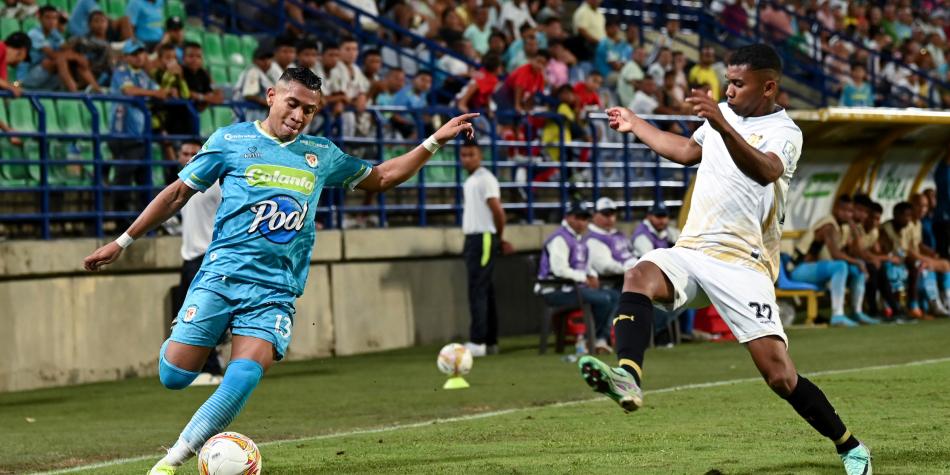 Jaguares vs. Águilas Doradas