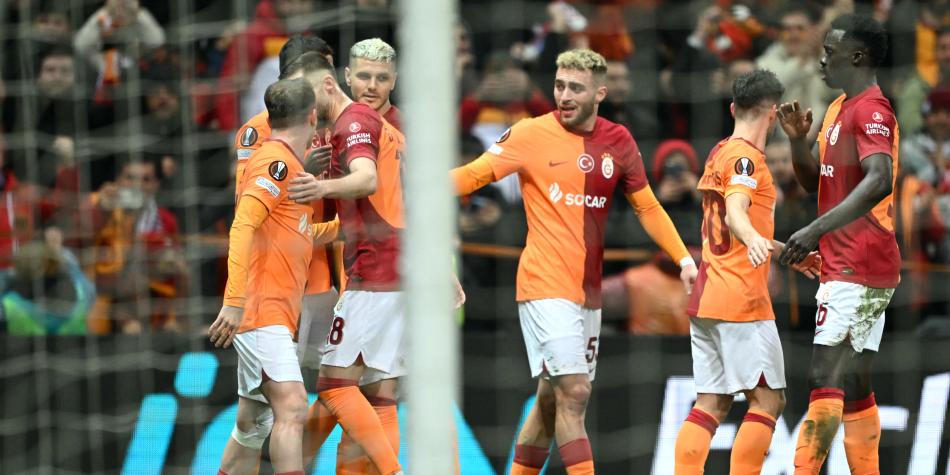 Galatasaray vs Sparta Praga con Dávinson