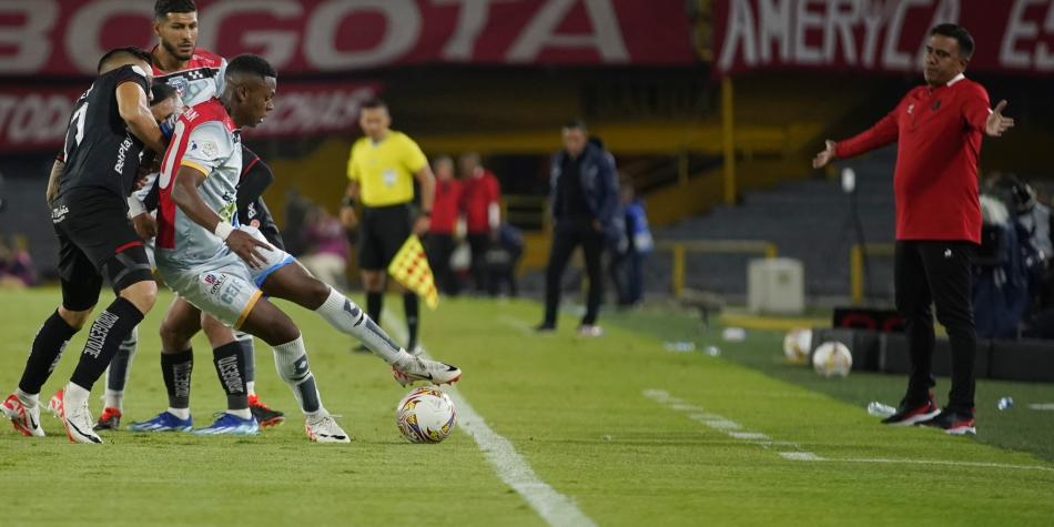 César Farías en Fortaleza vs América de Cali