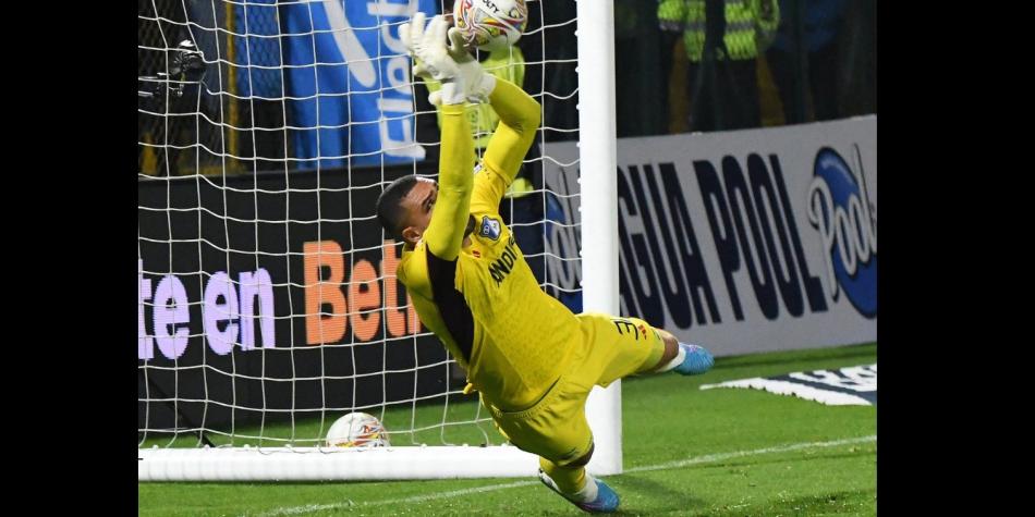 Álvaro Montero en Fortaleza vs Millonarios