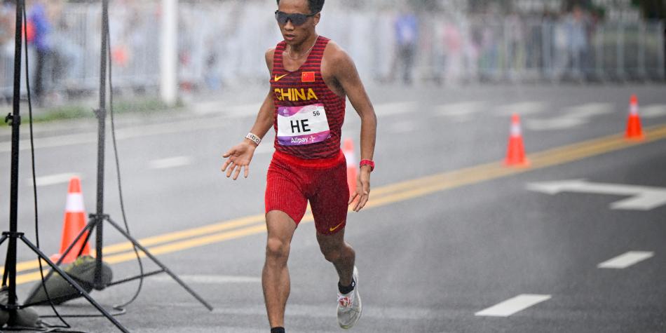 Atleta He Jie
