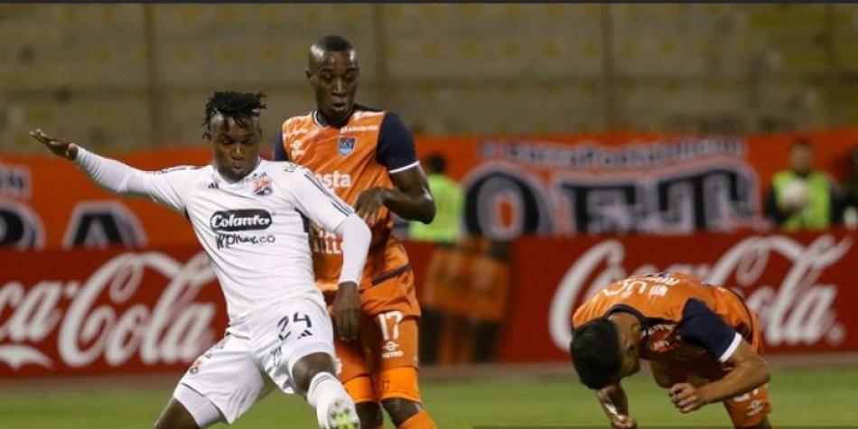 César Vallejo vs Medellín