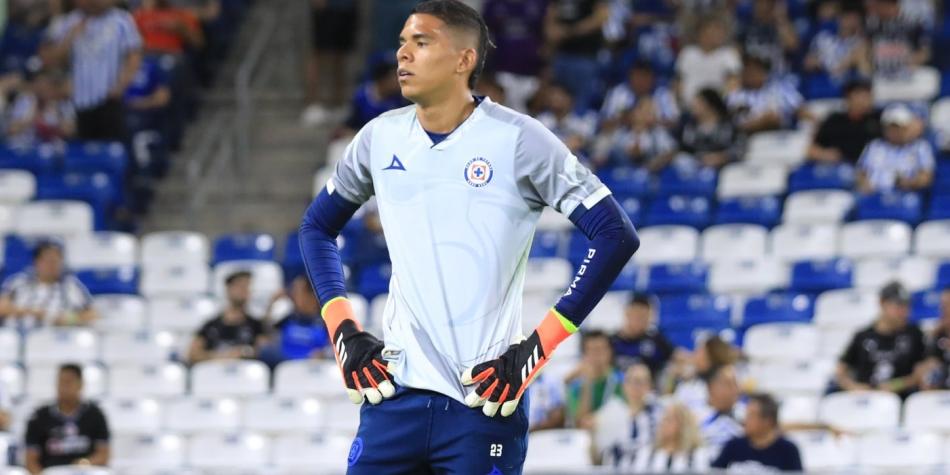 Kevin Mier, arquero de Cruz Azul