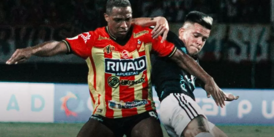 Pereira vs Junior