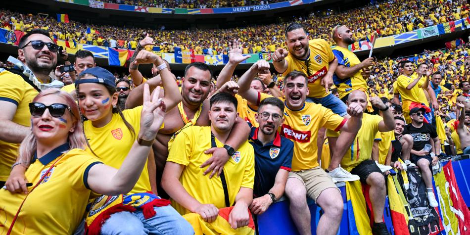 Hinchas de Rumania