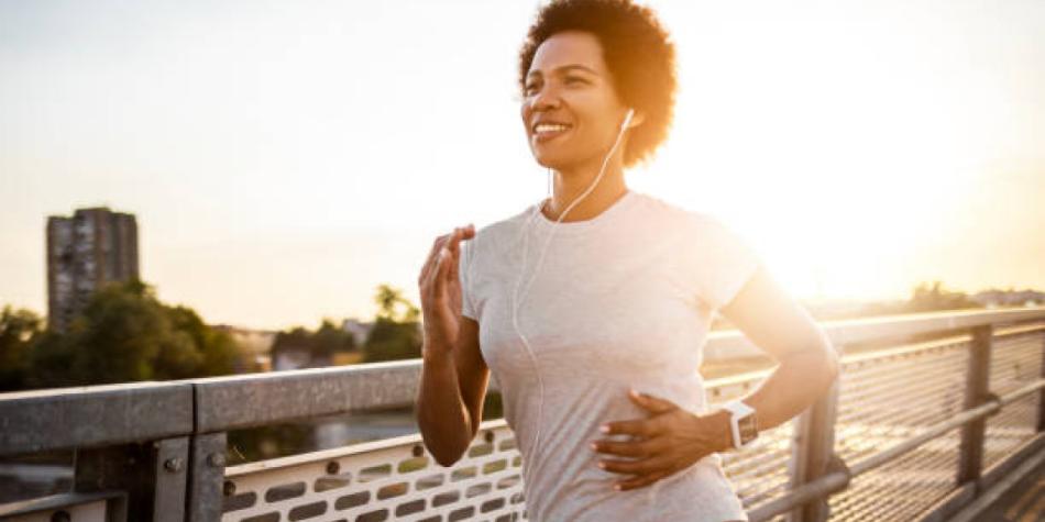 Mujer corriendo