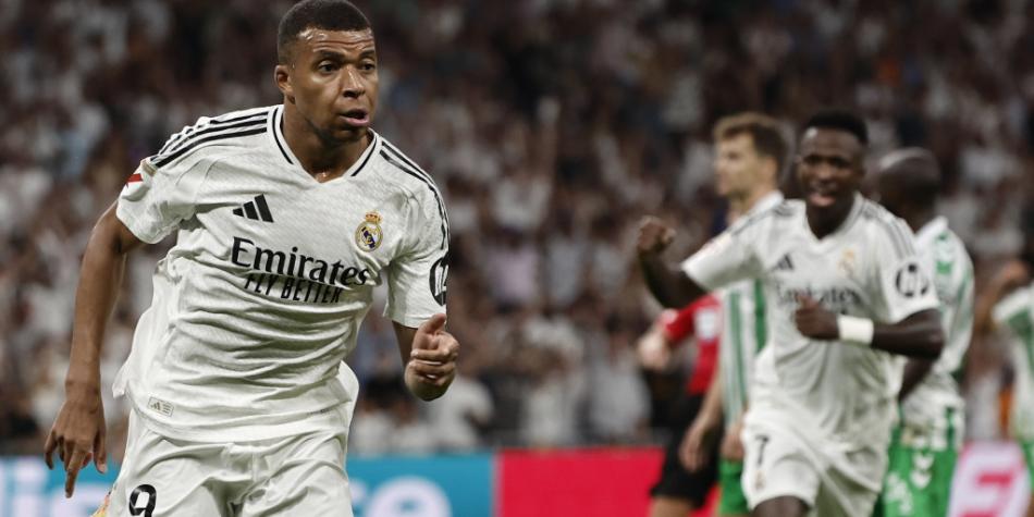 Kylian Mbappé en Real Madrid vs Real Betis