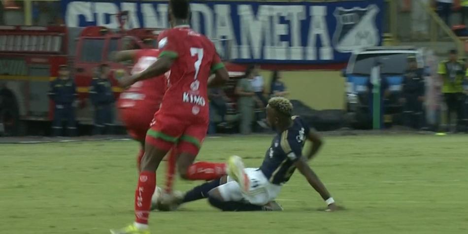 Lesión de Jovani Welch en Millonarios vs Patriotas