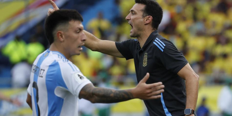 Lionel Scaloni en Colombia vs Argentina